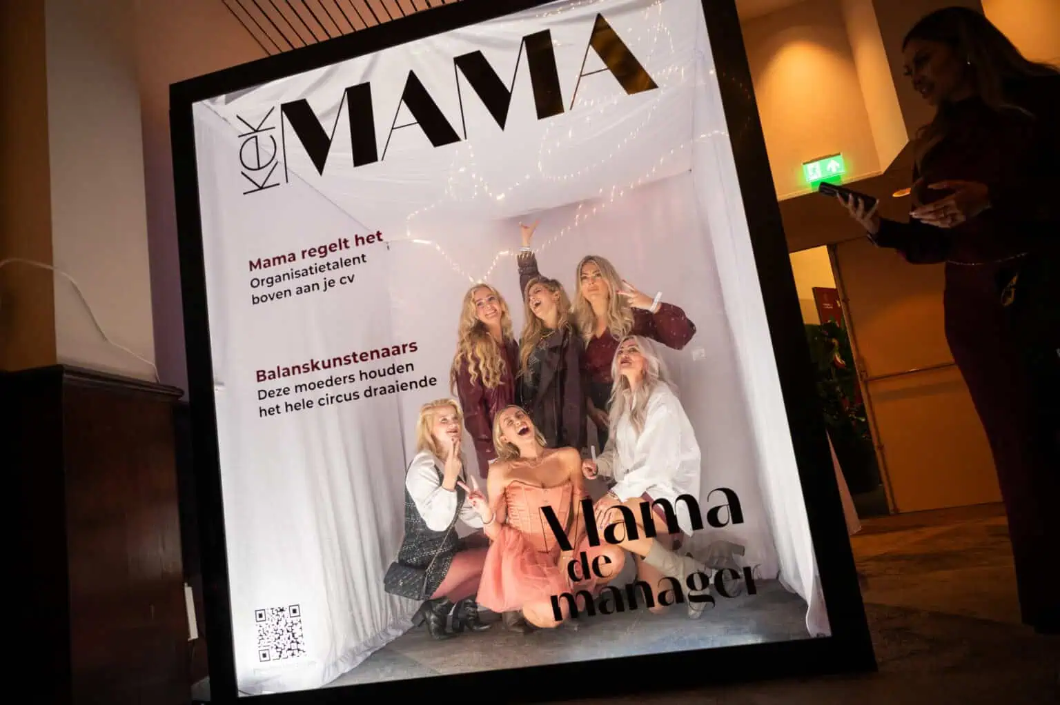 photobooth-huren-arnhem-apeldoorn-nijmegen-doetinchem-foto booth- Fotobooth - 360 foto booth-magazine booth-360 photobooth